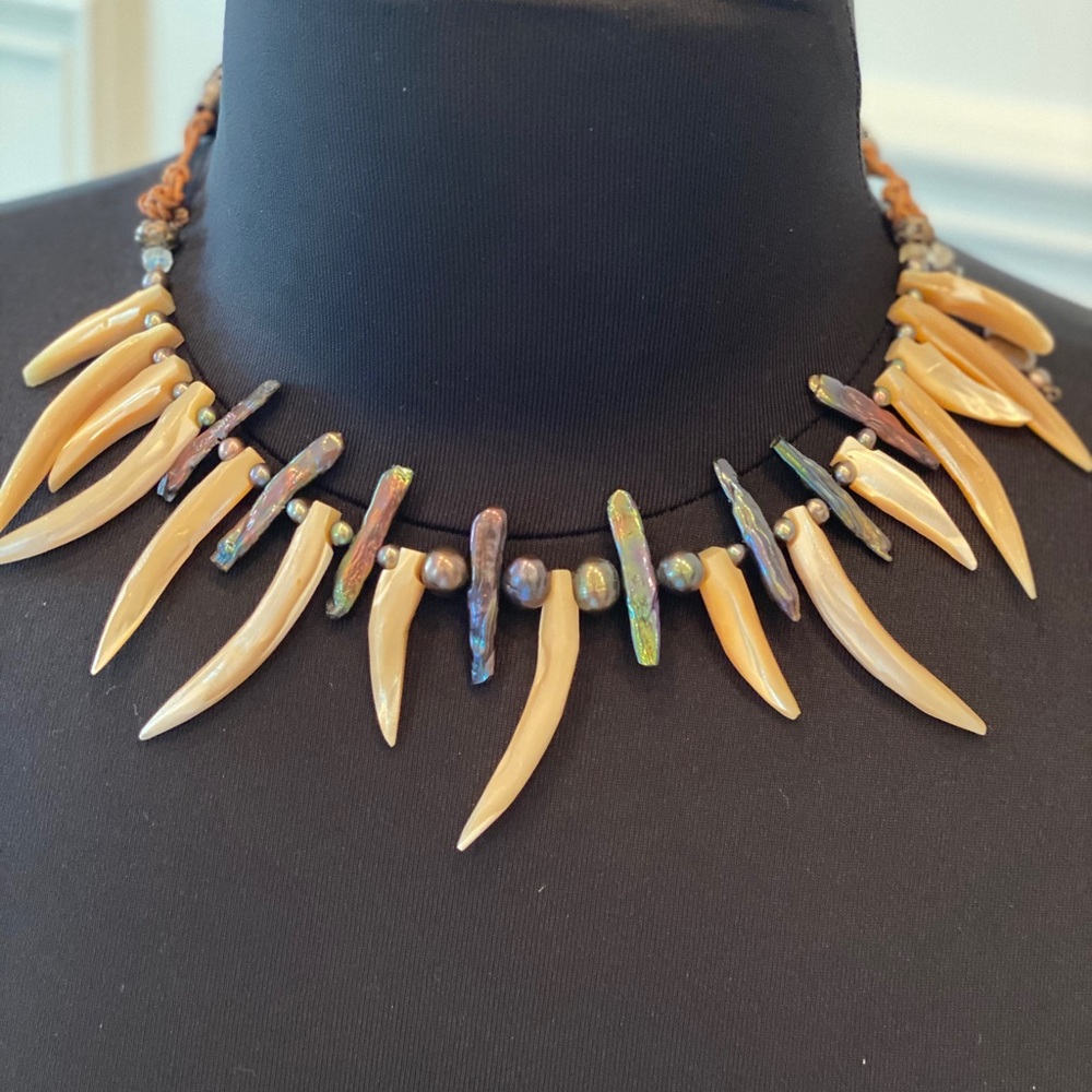 Fab iridescent stone choker